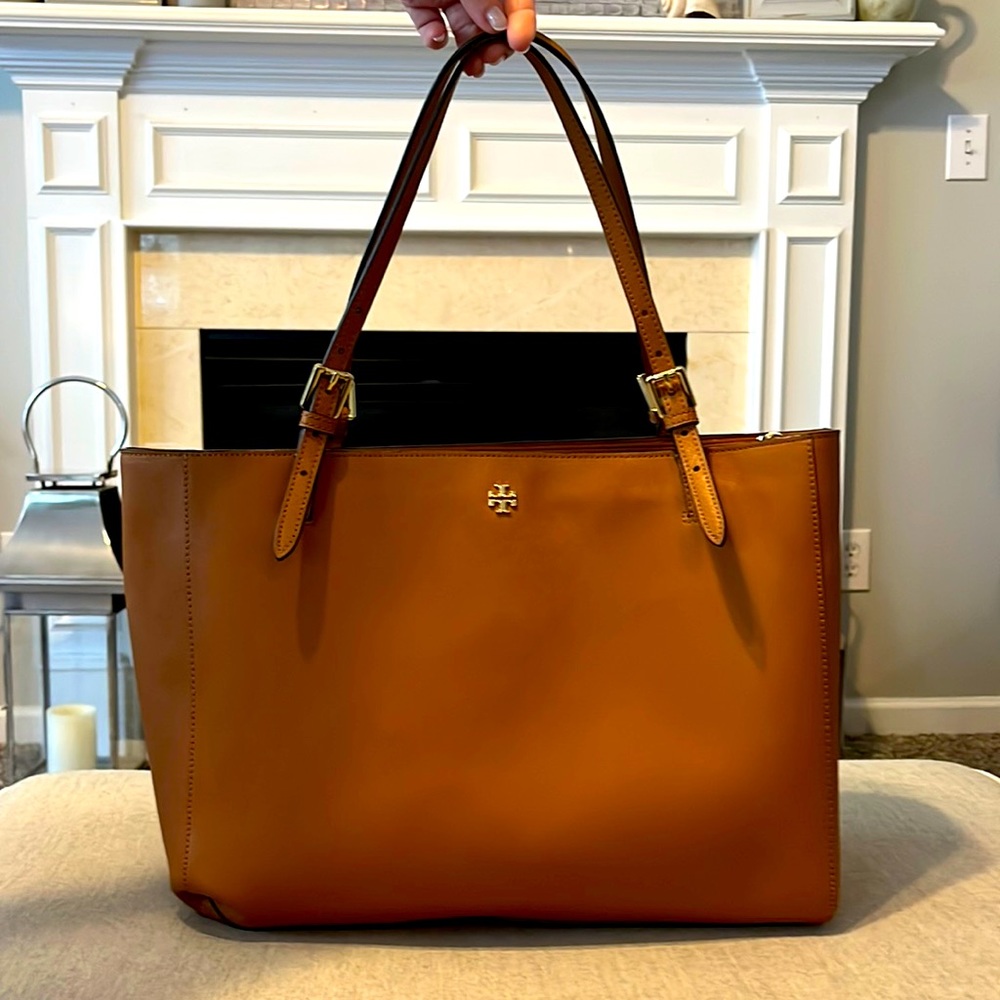 Tory Burch tote, Brown (camel) leather, Excellent condition. Dust bag included